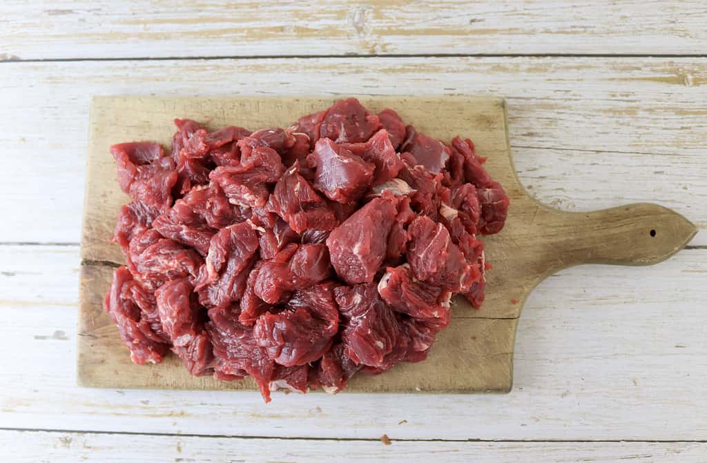 image showing sliced beef chunks 