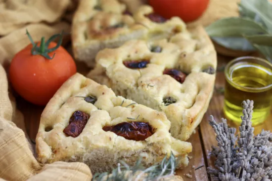 focaccia with sun dried tomatoes