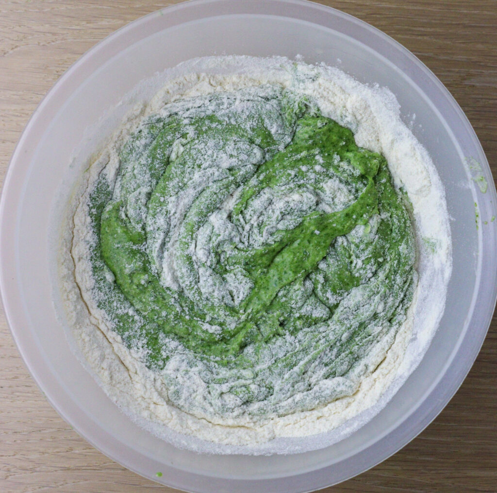 how to add flour to potato and wild spinach mixture 